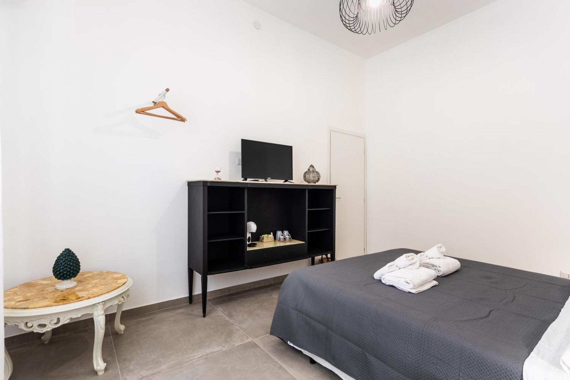 אבולה Il Moro Rooms מראה חיצוני תמונה