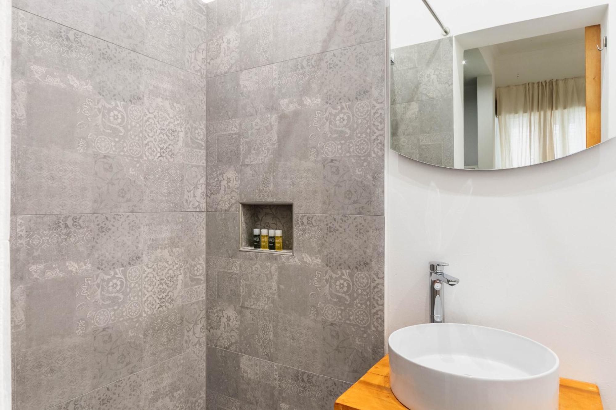 אבולה Il Moro Rooms מראה חיצוני תמונה