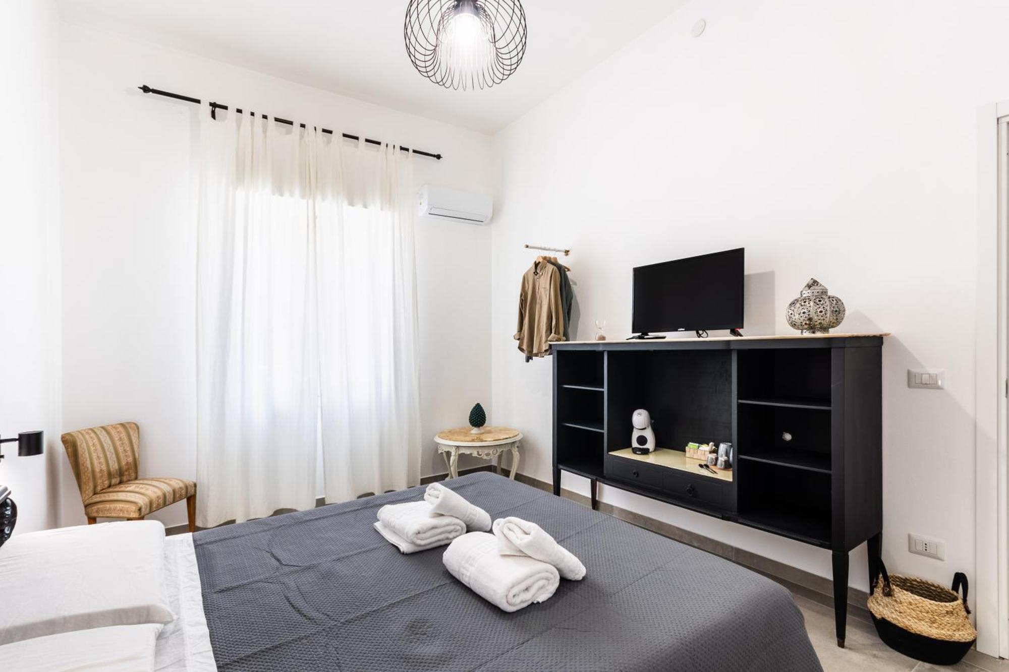 אבולה Il Moro Rooms מראה חיצוני תמונה